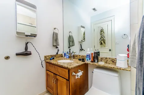 166 West Grand Avenue Chicago IL 60654