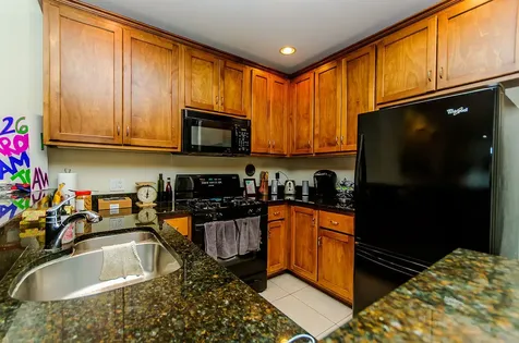 166 West Grand Avenue Chicago IL 60654