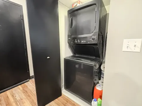 565 West Quincy Street Chicago IL 60661