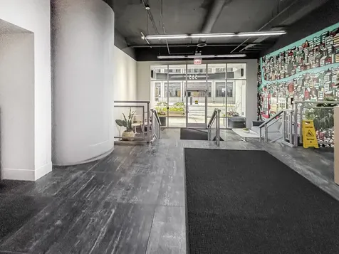 565 West Quincy Street Chicago IL 60661