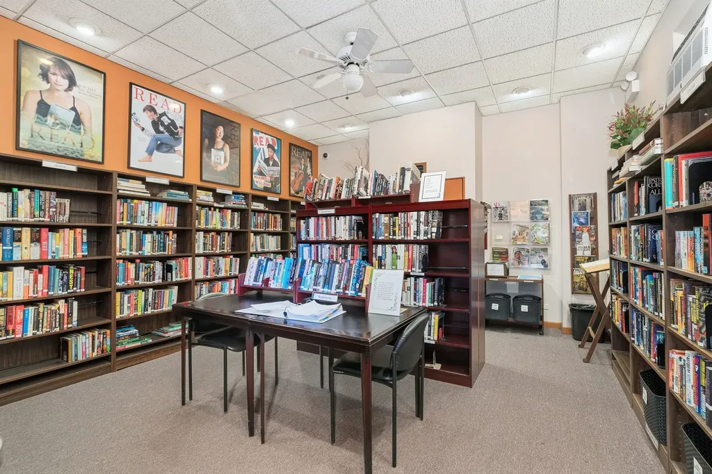 3550 North Lake Shore Drive Chicago IL 60657