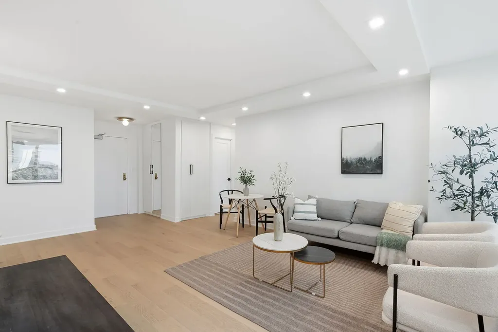 3550 North Lake Shore Drive Chicago IL 60657