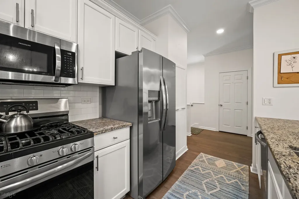 1123 West Altgeld Street Chicago IL 60614