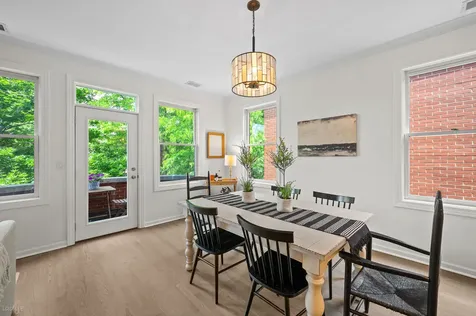 1123 West Altgeld Street Chicago IL 60614