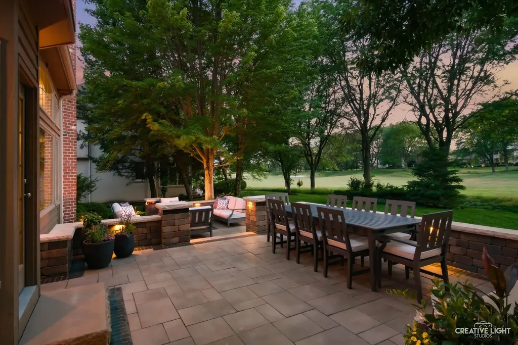 1114 Chadwick Court Aurora IL 60502