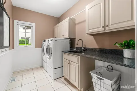 1114 Chadwick Court Aurora IL 60502
