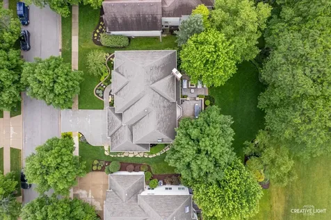 1114 Chadwick Court Aurora IL 60502