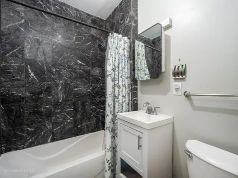 2118 West North Avenue Chicago IL 60647