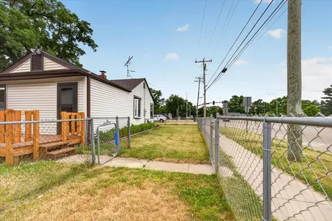 302 Harlem Road Machesney Park IL 61115