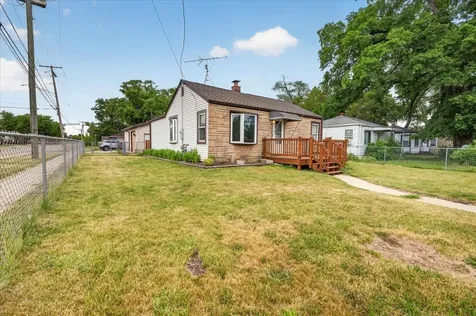 302 Harlem Road Machesney Park IL 61115