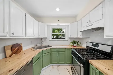 317 South 12th Street St. Charles IL 60174