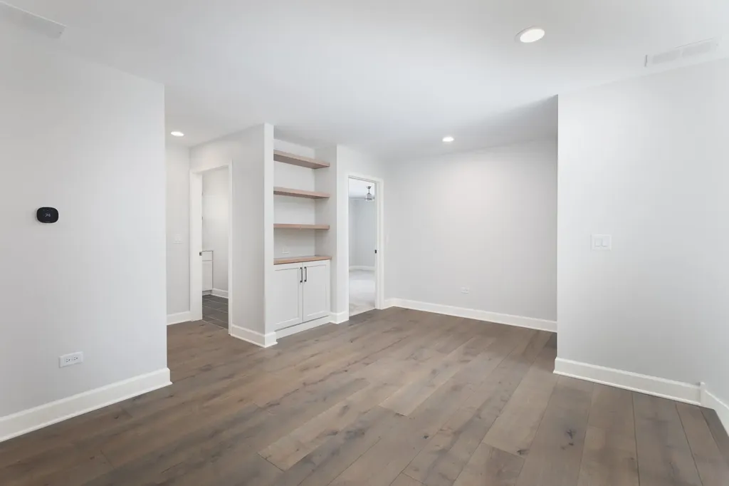 1321 North Webster Street Naperville IL 60563