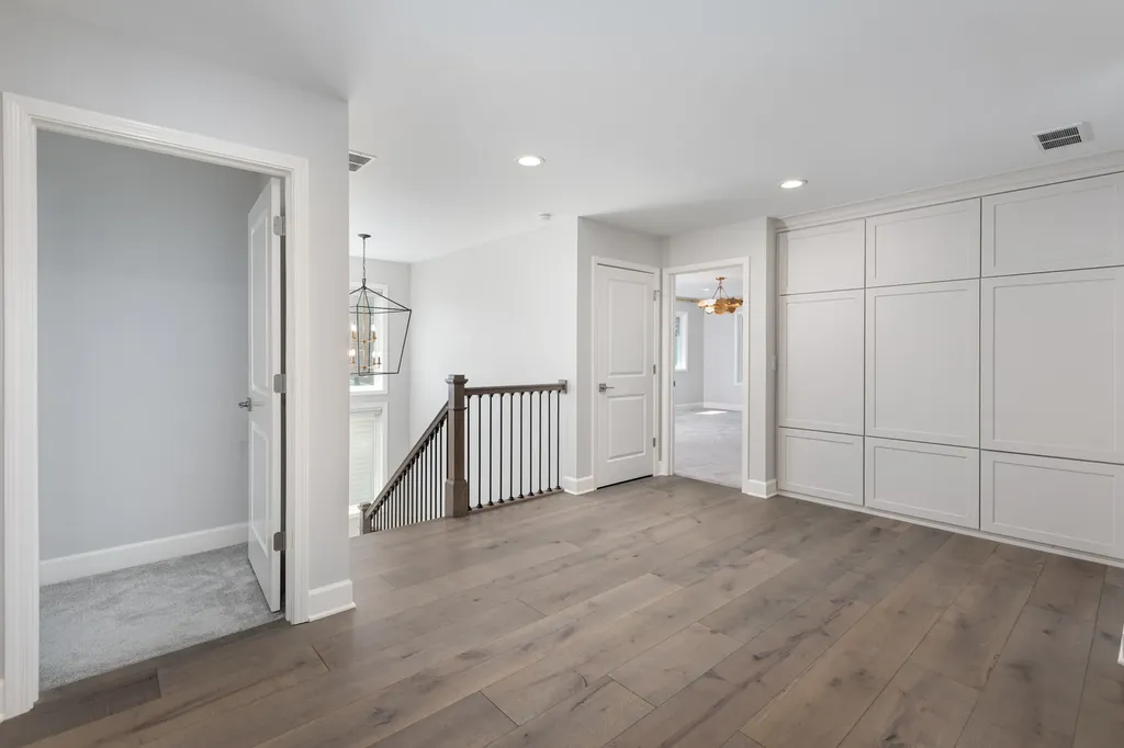 1321 North Webster Street Naperville IL 60563