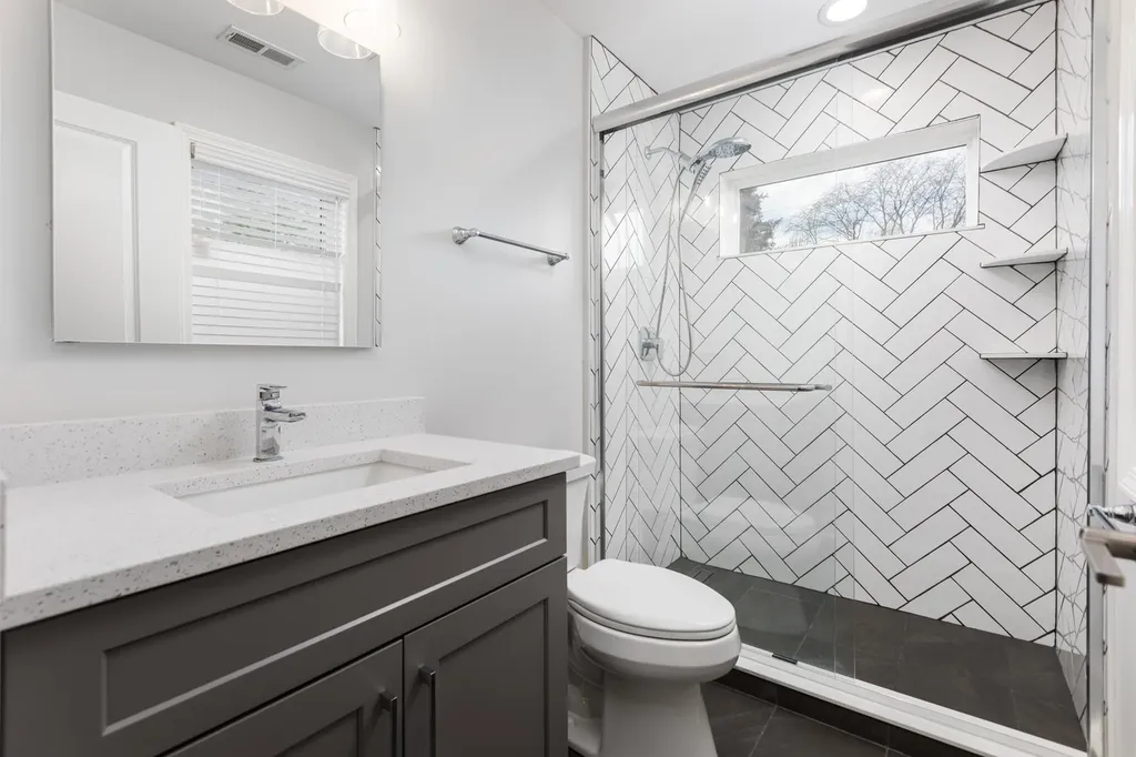 1321 North Webster Street Naperville IL 60563