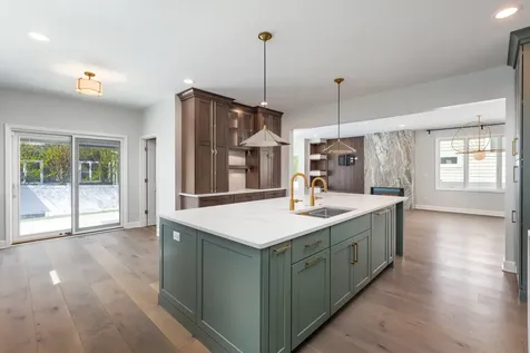 1321 North Webster Street Naperville IL 60563