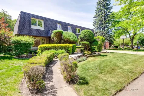 2315 Castilian Circle Northbrook IL 60062