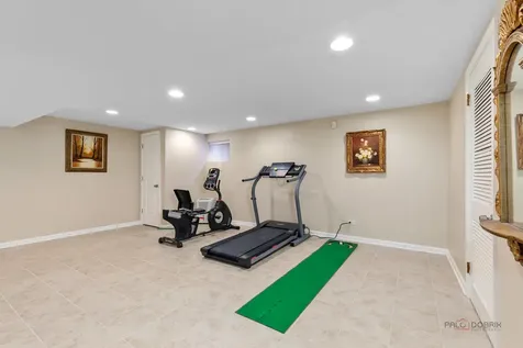 2315 Castilian Circle Northbrook IL 60062