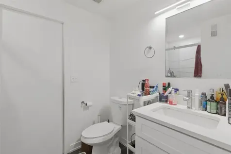 4937 North St. Louis Avenue Chicago IL 60625