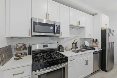 4937 North St. Louis Avenue Chicago IL 60625