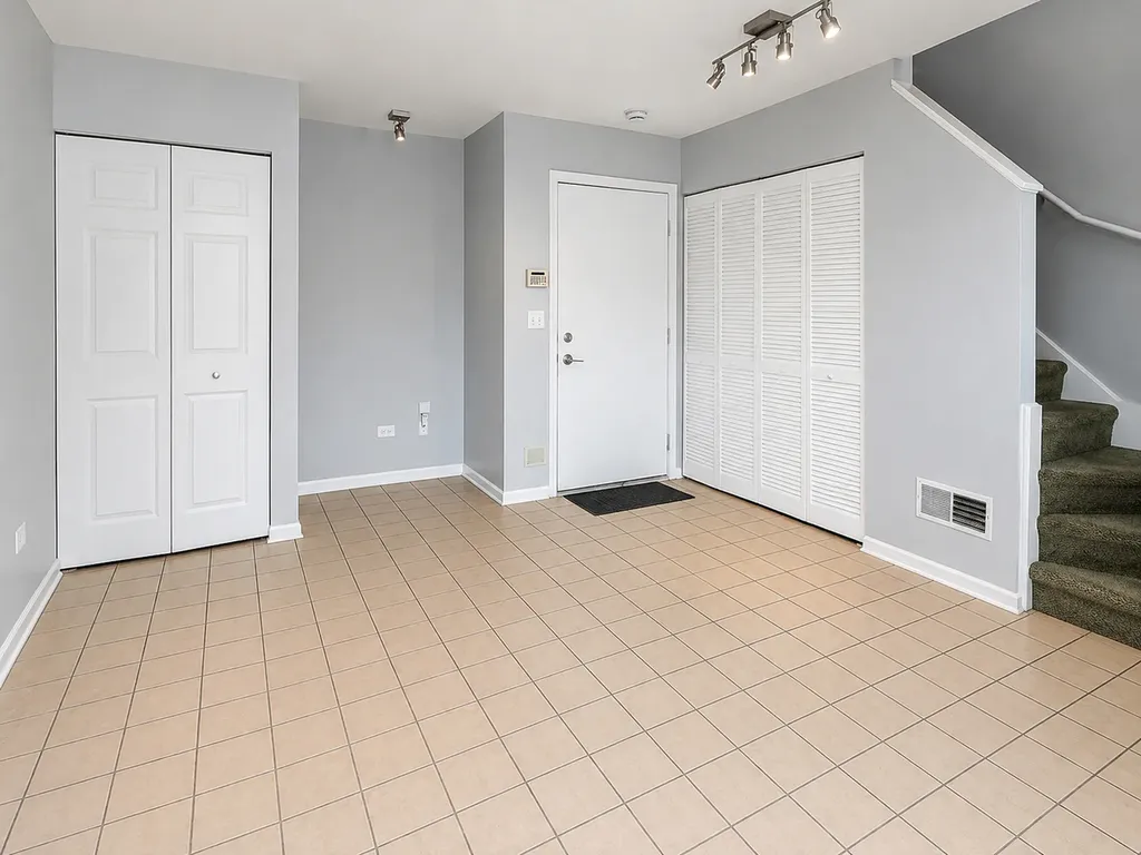 4851 North Pulaski Road Chicago IL 60630
