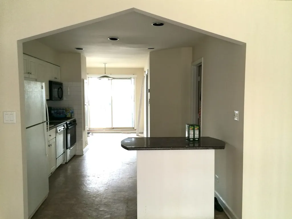 4035 North Keystone Avenue Chicago IL 60641