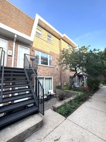 4035 North Keystone Avenue Chicago IL 60641