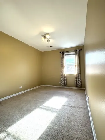 4035 North Keystone Avenue Chicago IL 60641