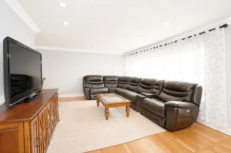 554 Patton Drive Buffalo Grove IL 60089