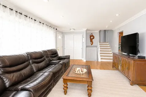 554 Patton Drive Buffalo Grove IL 60089