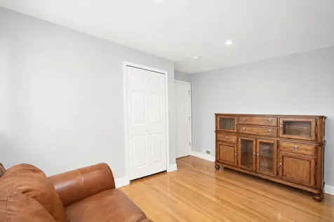 554 Patton Drive Buffalo Grove IL 60089
