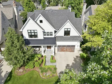 118 Tuttle Avenue Clarendon Hills IL 60514