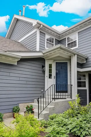 1133 Bristol Court Glendale Heights IL 60139
