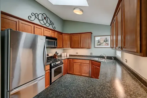 1133 Bristol Court Glendale Heights IL 60139