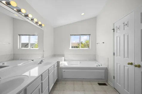 6065 Irene Drive Hoffman Estates IL 60192