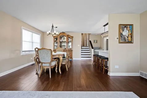 8821 Congress Park Avenue Brookfield IL 60513