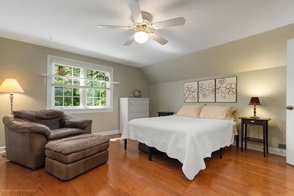 6465 Cherokee Drive Indian Head Park IL 60525