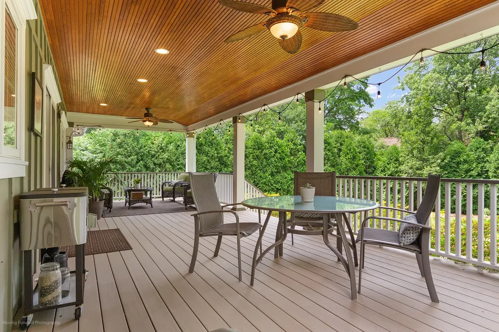6465 Cherokee Drive Indian Head Park IL 60525