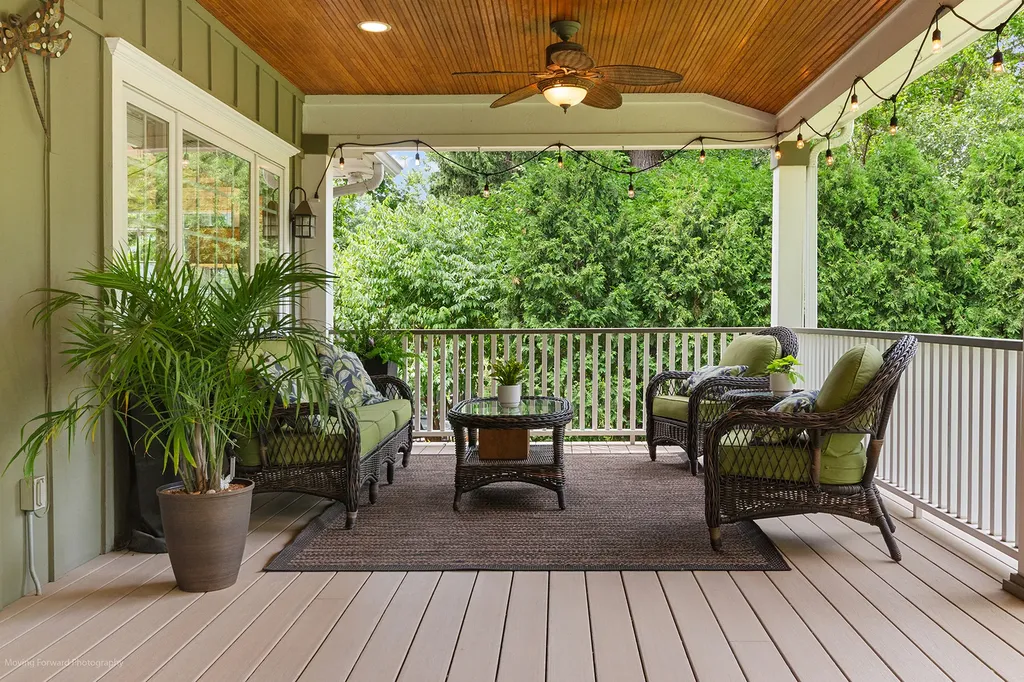 6465 Cherokee Drive Indian Head Park IL 60525