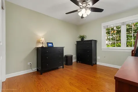6465 Cherokee Drive Indian Head Park IL 60525
