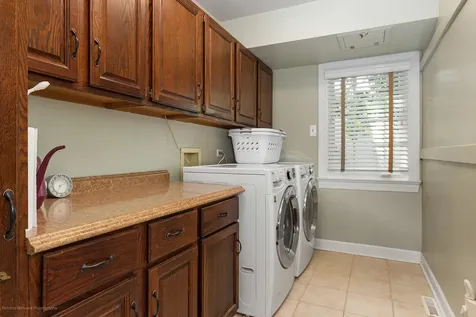6465 Cherokee Drive Indian Head Park IL 60525