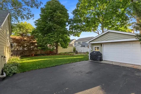 141 North Cedar Street Palatine IL 60067