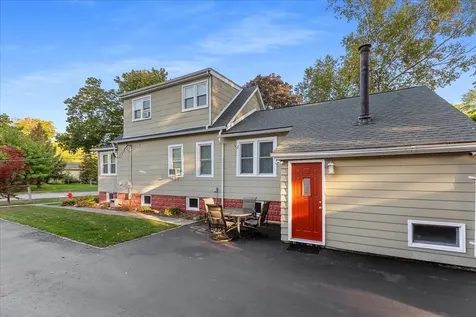 141 North Cedar Street Palatine IL 60067