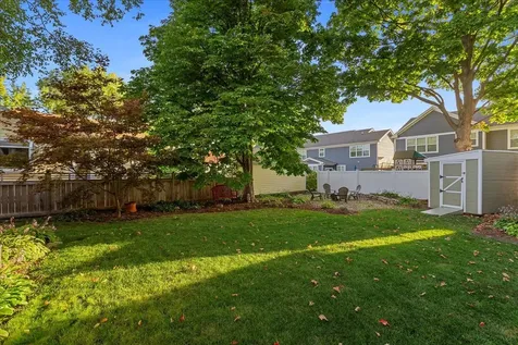 141 North Cedar Street Palatine IL 60067