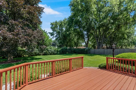 1008 Lark Lane Shorewood IL 60404