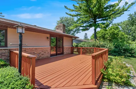 1008 Lark Lane Shorewood IL 60404
