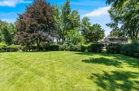 1008 Lark Lane Shorewood IL 60404