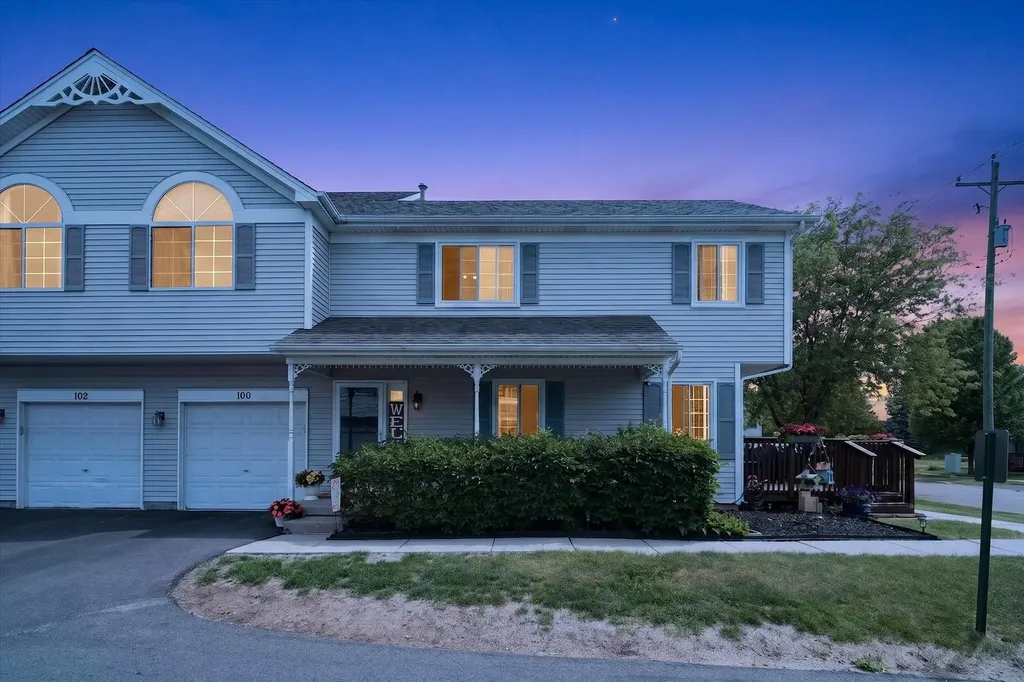 100 Village Creek Drive Lake In The Hills IL 60156