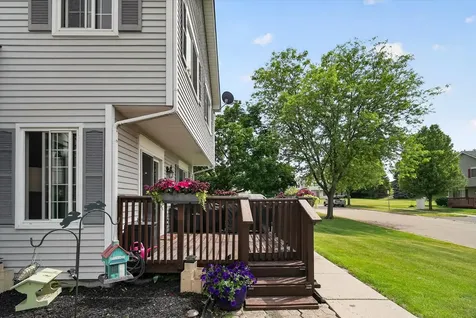 100 Village Creek Drive Lake In The Hills IL 60156