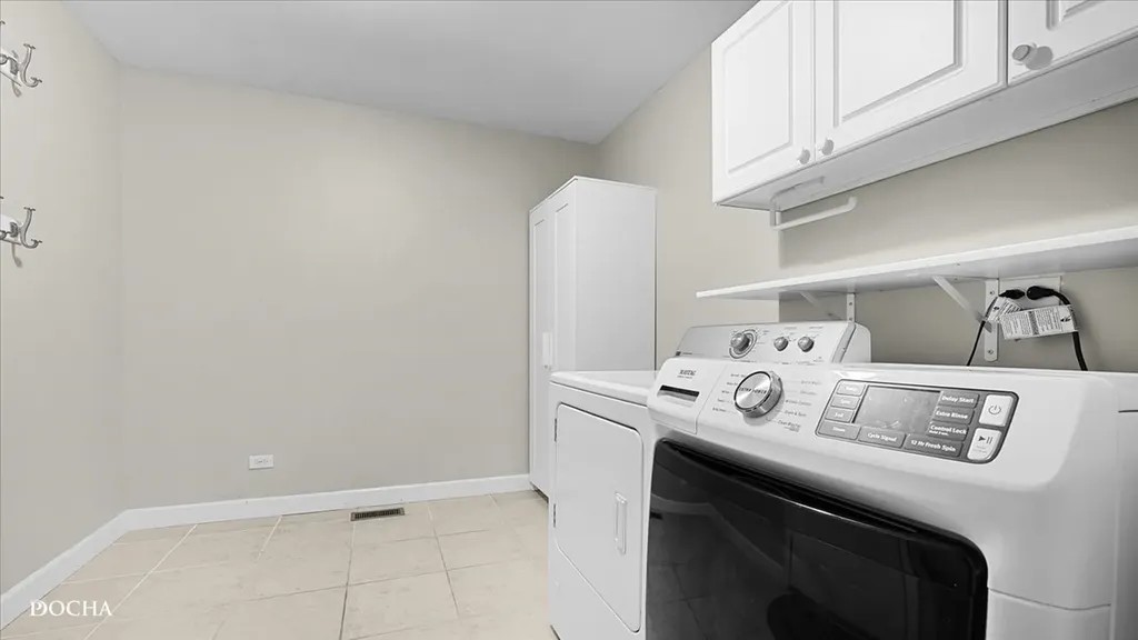 1210 Camden Lane Aurora IL 60504