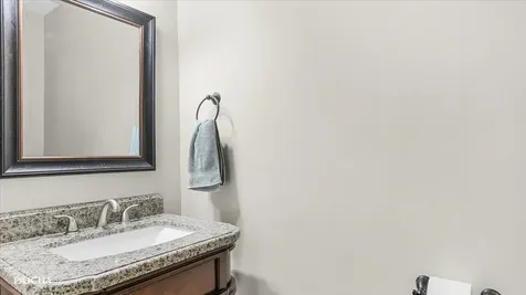 1210 Camden Lane Aurora IL 60504